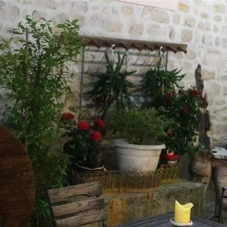 Alojamento de Acomodação e Pequeno-almoço La Marlotte Bourron-Marlotte
